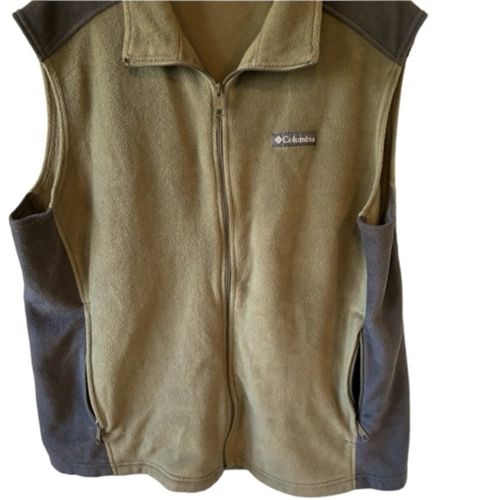 Columbia Vest Men Medium Tan Beige Full Zip Pocket Sleeveless Jacket Fleece